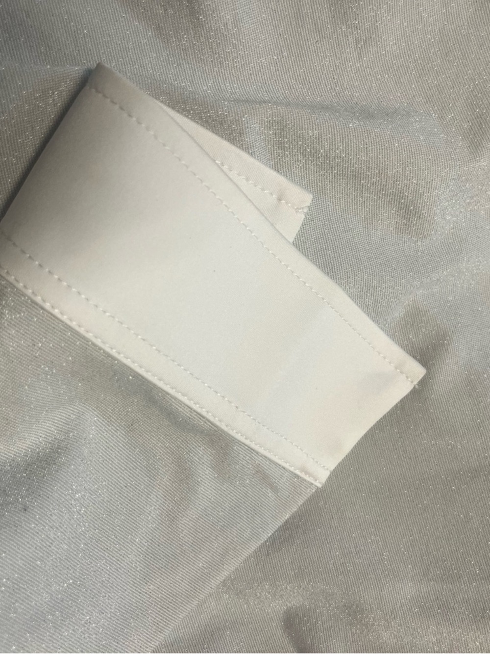 Samshield faustina long sleeve show shirt is very pale grey. Glitter - Picture 7 of 12